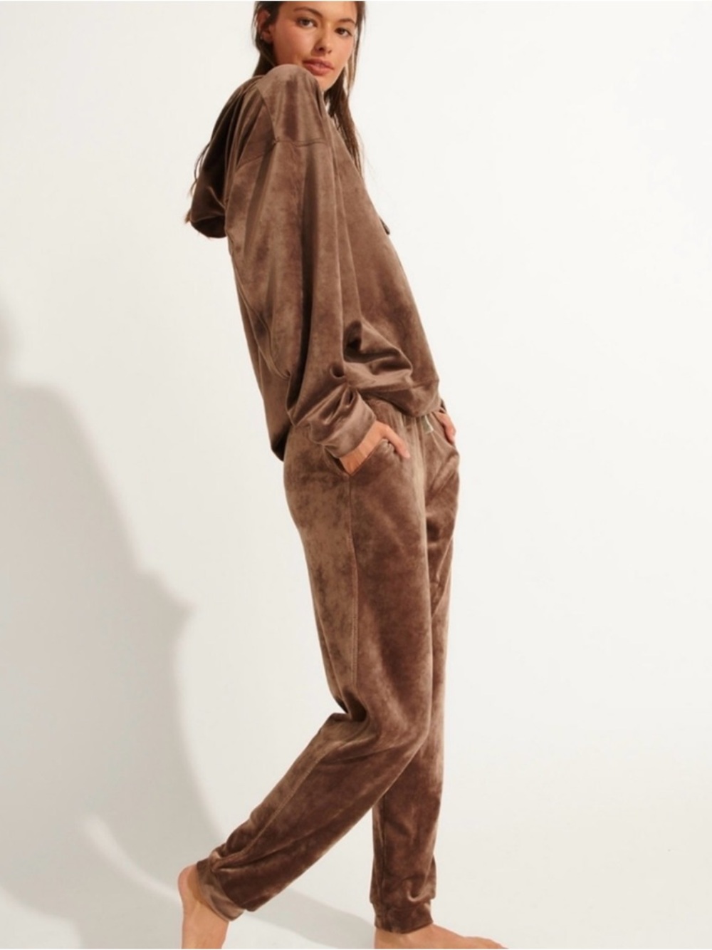 MARIKA Brown Chenille Velor Ruth Hoodie Size Medium Women’s